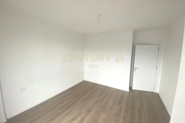 Apartment for rent in Tirana 1+1, Emty