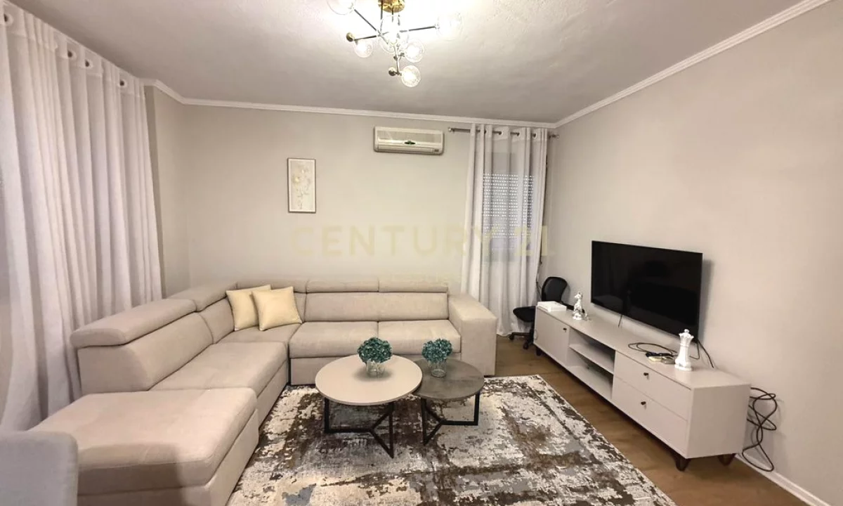 Shtepi me qera Apartament ne Tirane, 1+1, Mobilimi E mobiluar, Pagesa 800  Euro.