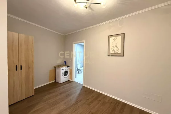 Shtepi me qera Apartament ne Tirane, 1+1, Mobilimi E mobiluar, Pagesa 800  Euro.