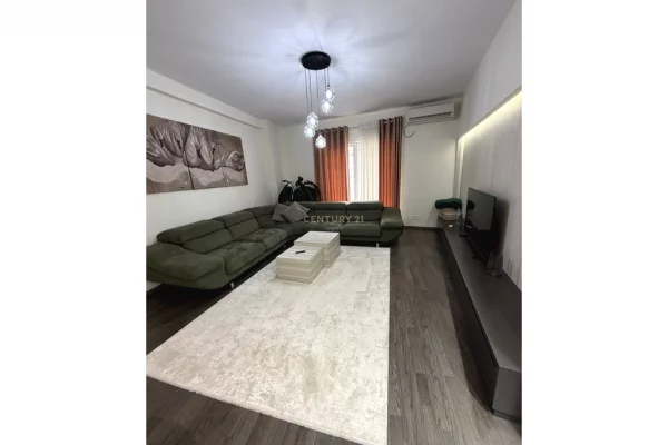 Shitet Apartament 3+2+2 në Rrugën Besim Alla – 270.000 €