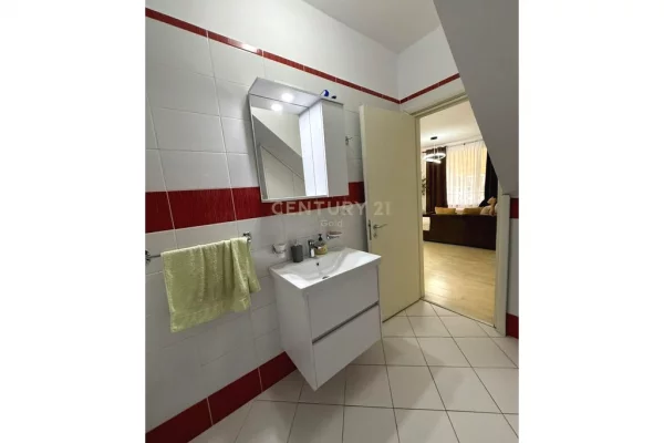 Apartment for rent in Tirana 2+1, In Part