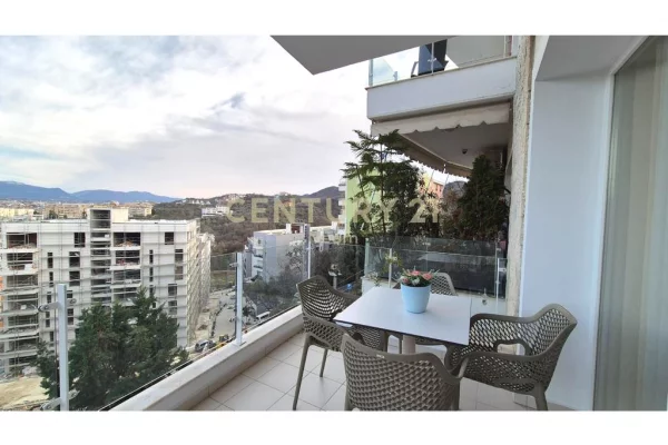 Shtepi me qera Apartament ne Tirane, 2+1, Mobilimi E mobiluar, Pagesa 1,000  Euro.