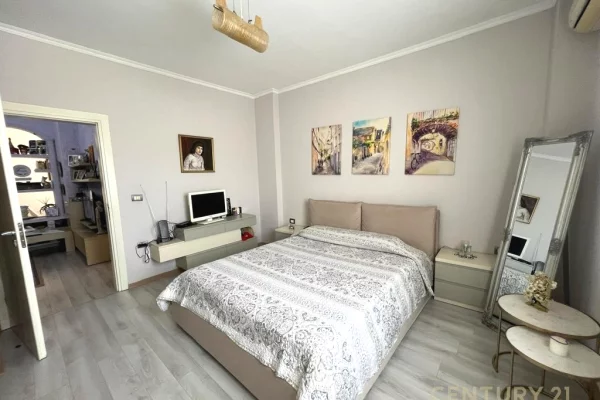 Apartment for rent in Tirana 2+1, Furnished