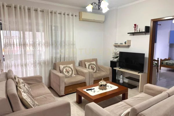 JEPET ME QIRA APARTAMENT 2+1 + 2 Ballkone !