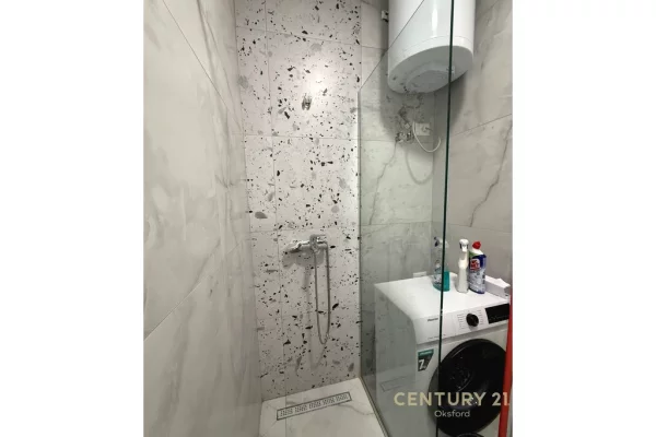 Shtepi ne shitje Apartament ne Tirane, 1+1, Mobilimi E mobiluar, Pagesa 200,000  Euro.