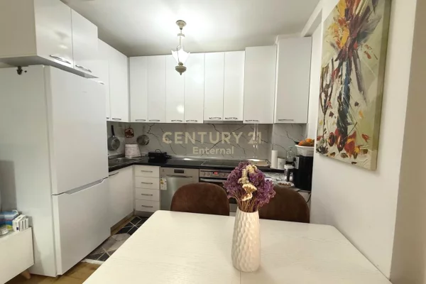 Apartment for rent in Tirana 2+1, Furnished