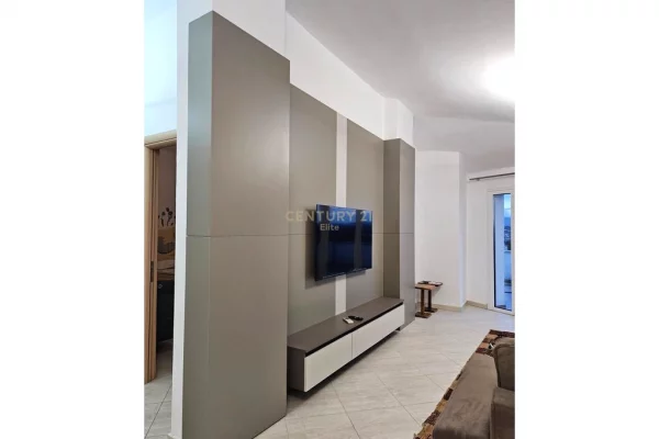 Penthouse (panoramic top floor) for rent in Tirana 2+1, Furnished