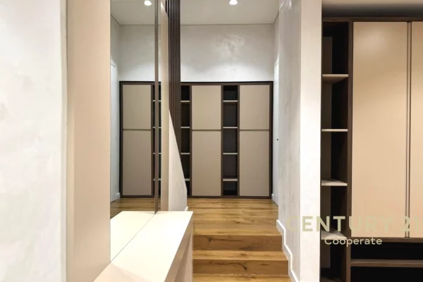 Luxury villas for rent in Tirana 6+1, Furnished