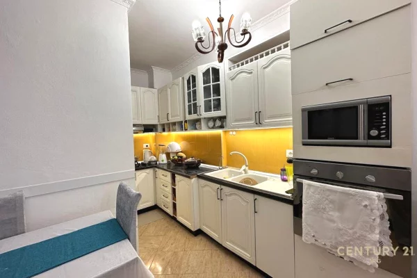 Apartment for sale in Tirana 1+1, Furnished
