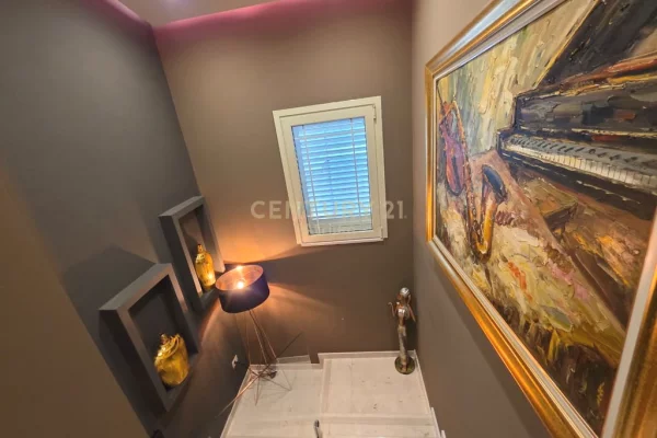 Luxury villas for rent in Tirana 3+1, Furnished