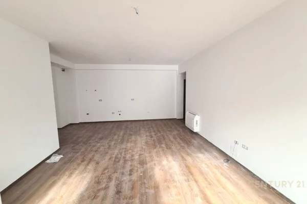 Apartment for rent in Tirana 1+1, Emty