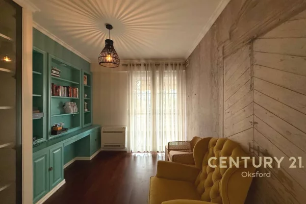 Shtepi me qera Apartament ne Tirane, 2+1, Mobilimi E mobiluar, Pagesa 1,400  Euro.