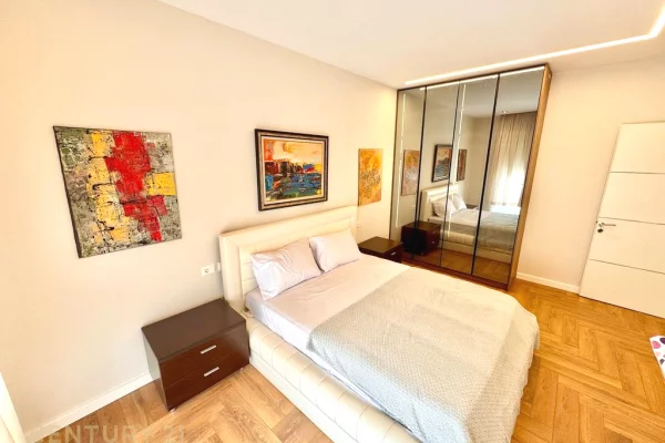 Shtepi me qera Apartament ne Tirane, 2+1, Mobilimi E mobiluar, Pagesa 1,150  Euro.