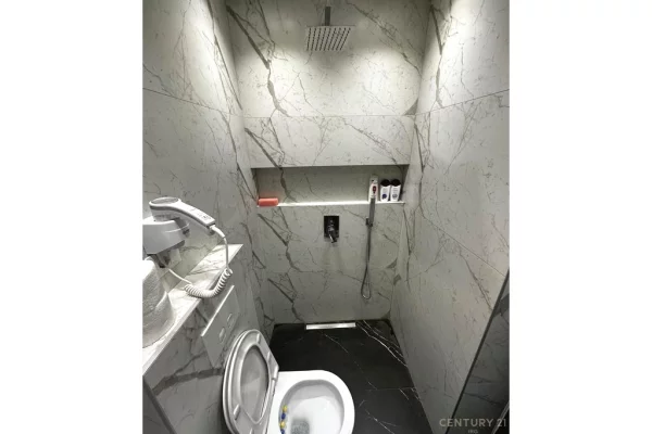 Shtepi ne shitje Apartament ne Tirane, 1+1, Mobilimi E mobiluar, Pagesa 240,000  Euro.