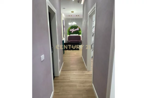 JEPET ME QIRA PARUKERI NE KOMUNEN E PARISIT!