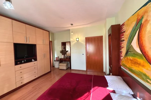 Apartment for sale in Tirana 2+1, Furnished