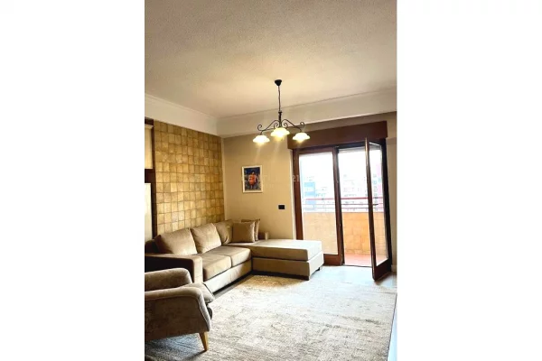 Shtepi me qera Apartament ne Tirane, 2+1, Mobilimi E mobiluar, Pagesa 1,500  Euro.
