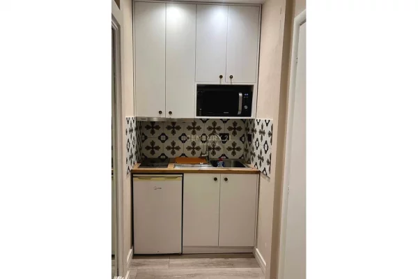 Shtepi me qera Apartament ne Tirane, 2+1, Mobilimi E mobiluar, Pagesa 1,500  Euro.