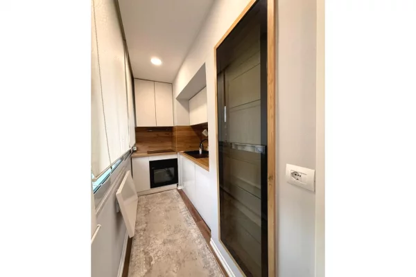 Shtepi me qera Apartament ne Tirane, 2+1, Mobilimi E mobiluar, Pagesa 1,000  Euro.