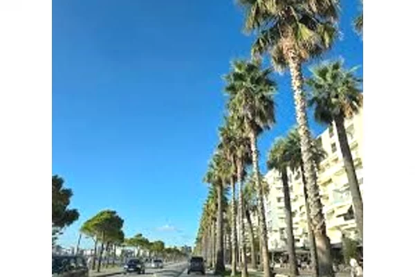 Appartamento in vendita a Valona 1+1, Vuoto