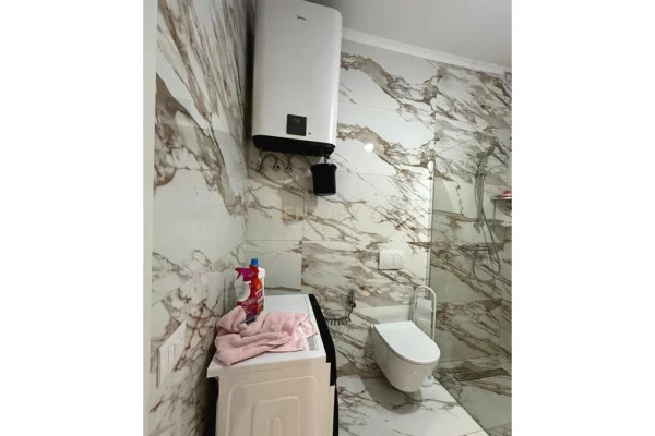 Appartamento in vendita a Tirana 1+1, Arredato