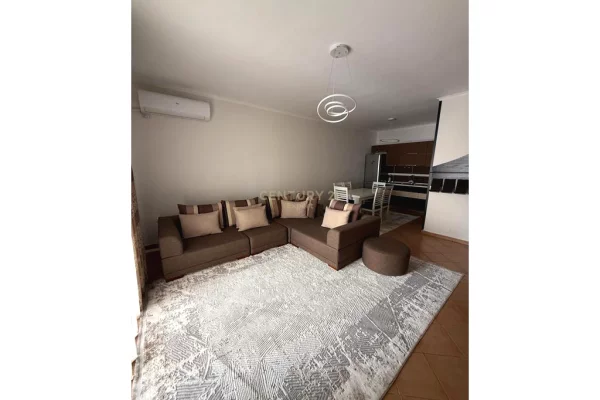 JAPIM ME QIRA APARTAMENT 2+1 NE ASTIR!