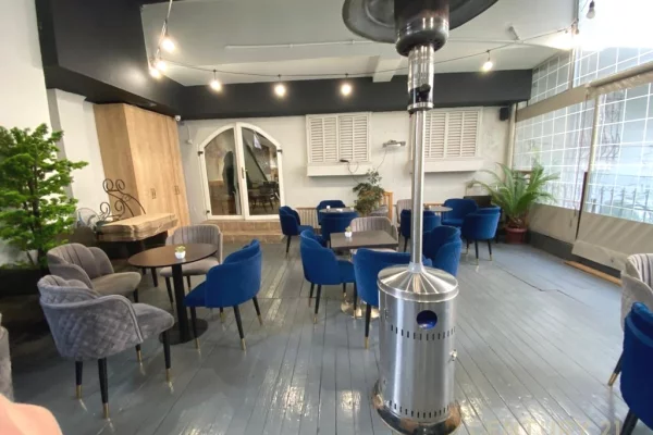 NE KOMUNEN E PARISIT SHESIM BIZNES BAR RESTORANT PICERI