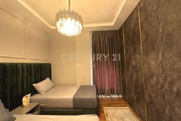 Appartamento in affitto a Tirana 2+1, Arredato