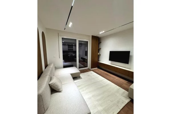 Casa in affitto 1+1 a Tirana - 700 Euro