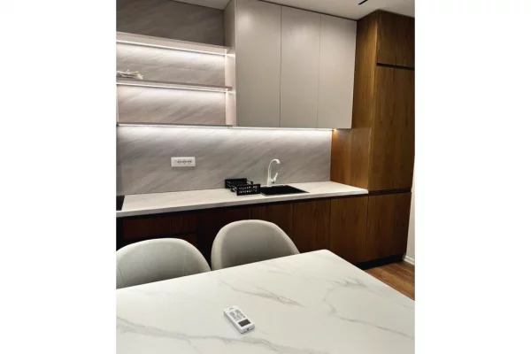 Appartamento in affitto a Tirana 1+1, Arredato