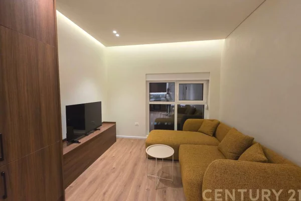 Appartamento in affitto a Tirana 1+1, Arredato