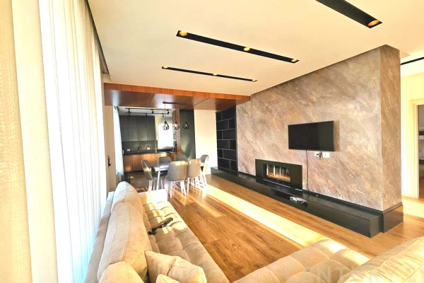 PREMIUM APARTAMENT 3+1+PARKIM PRANE KOPSHTIT BOTANIK