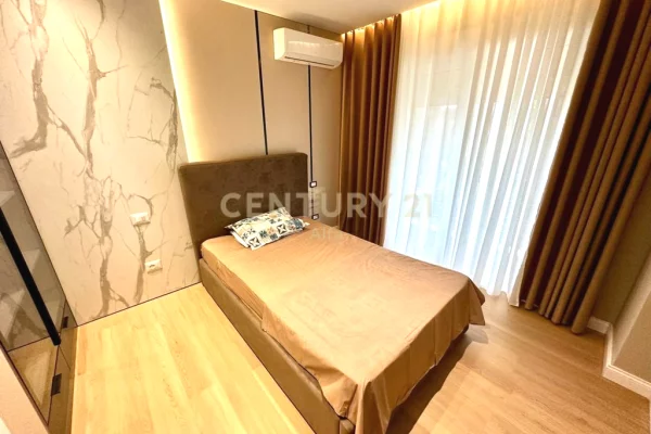 Appartamento in affitto a Tirana 2+1, Arredato