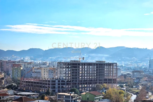 Apartment for sale in Tirana 3+1, Emty
