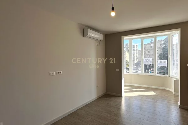 Apartment for sale in Tirana 2+1, Emty