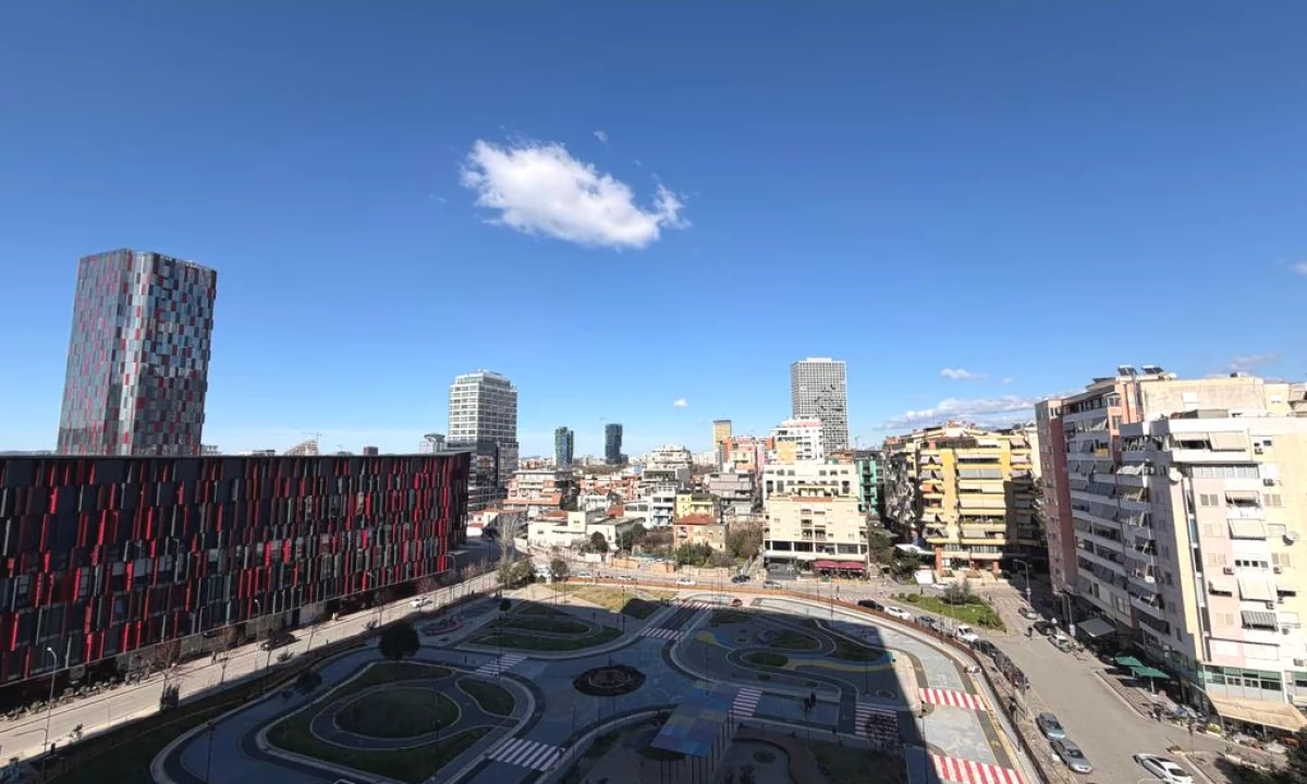 Shtepi me qera Apartament ne Tirane, 2+1, Mobilimi E mobiluar, Pagesa 3,000  Euro.