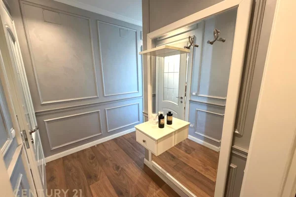 Shtepi me qera Apartament ne Tirane, 2+1, Mobilimi E mobiluar, Pagesa 3,000  Euro.