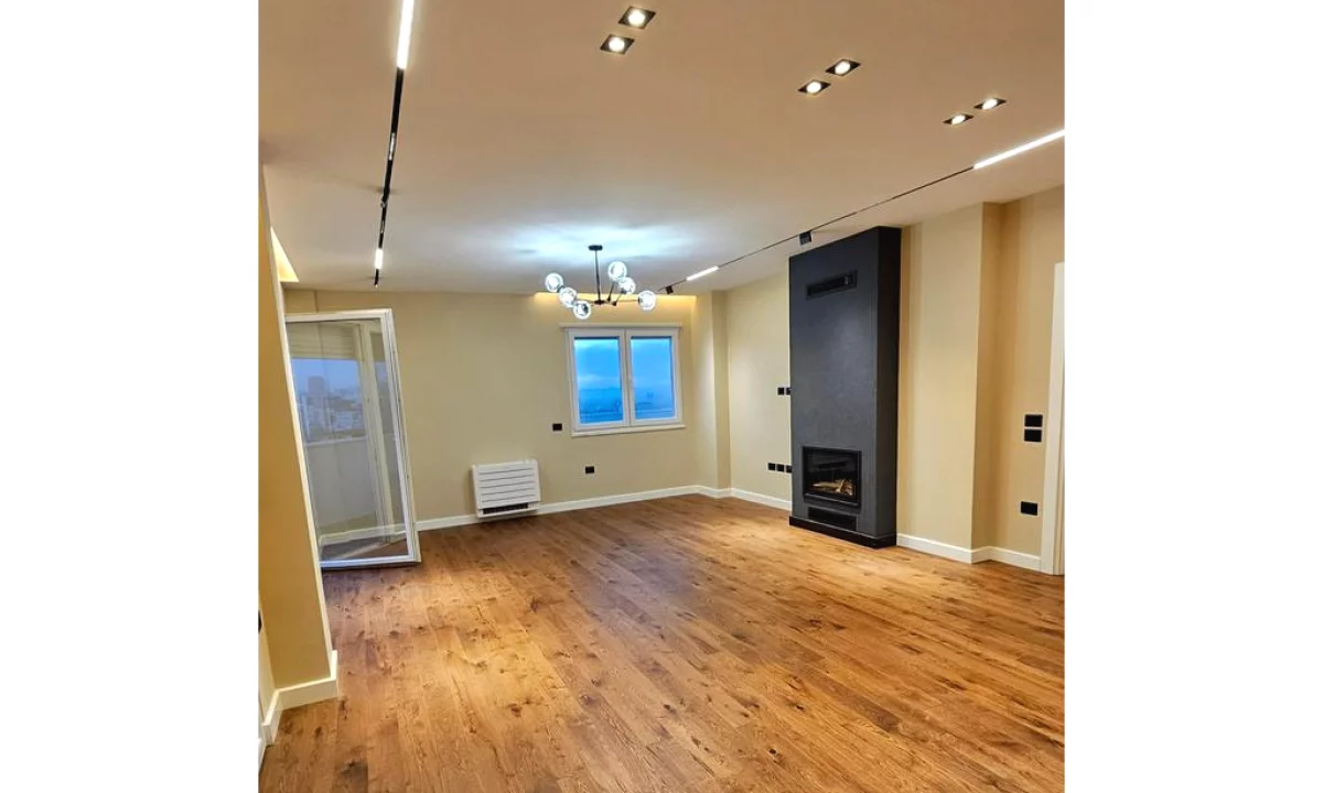 Penthouse (panoramic top floor) for sale in Tirana 3+1, In Part