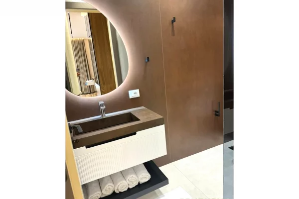 Appartamento in vendita a Tirana 2+1, Arredato