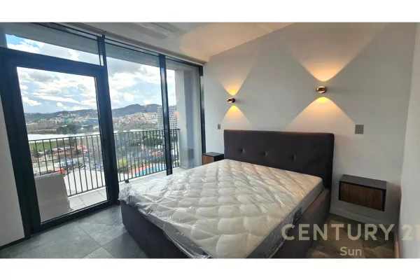 Appartamento in vendita a Tirana 3+1, Arredato