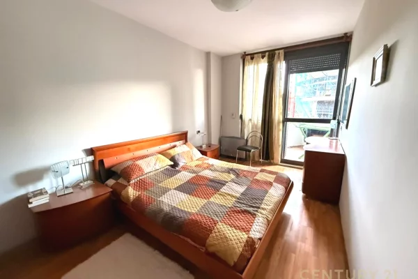 Shtepi me qera Apartament ne Tirane, 2+1, Mobilimi E mobiluar, Pagesa 1,500  Euro.