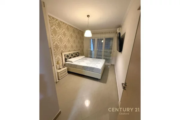 Shtepi me qera Apartament ne Tirane, 2+1, Mobilimi E mobiluar, Pagesa 770  Euro.