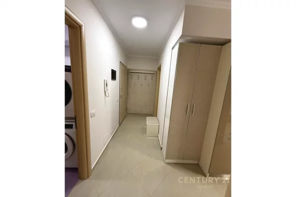Shtepi me qera Apartament ne Tirane, 2+1, Mobilimi E mobiluar, Pagesa 770  Euro.