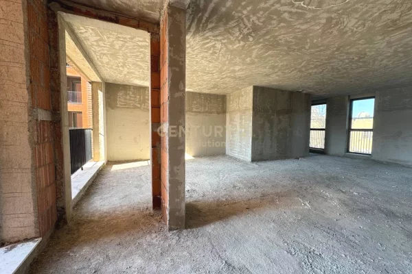 Apartment for sale in Tirana 2+1, Emty