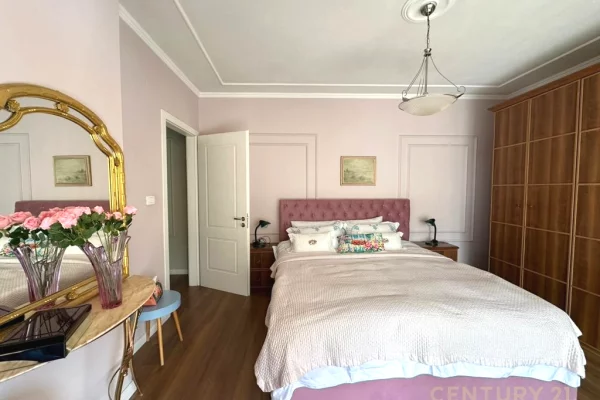 Shtepi me qera Apartament ne Tirane, 2+1, Mobilimi E mobiluar, Pagesa 1,500  Euro.