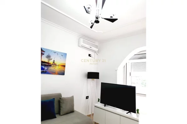 Shtepi me qera Apartament ne Tirane, 1+1, Mobilimi E mobiluar, Pagesa 650  Euro.