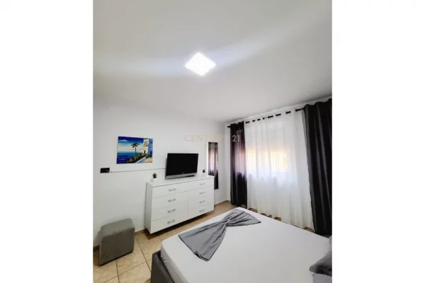 Shtepi me qera Apartament ne Tirane, 1+1, Mobilimi E mobiluar, Pagesa 650  Euro.