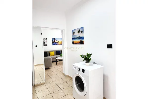 Shtepi me qera Apartament ne Tirane, 1+1, Mobilimi E mobiluar, Pagesa 650  Euro.