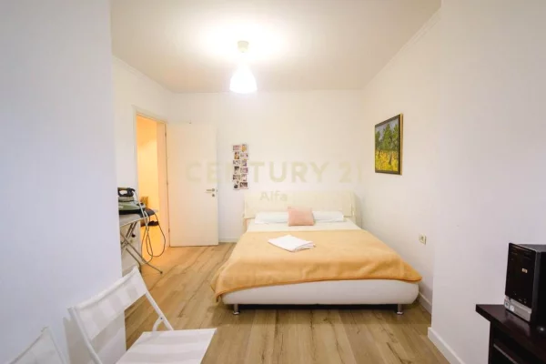 Shtepi me qera Apartament ne Tirane, 2+1, Mobilimi E mobiluar, Pagesa 1,000  Euro.