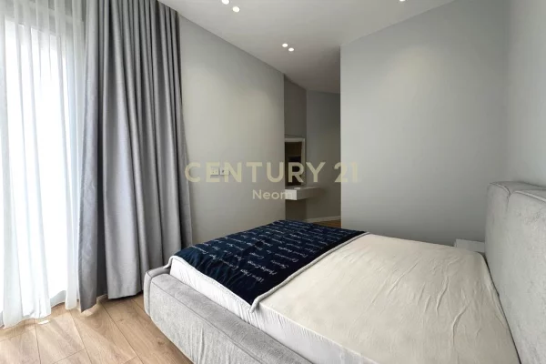 Shtepi me qera Apartament ne Tirane, 2+1, Mobilimi E mobiluar, Pagesa 1,800  Euro.